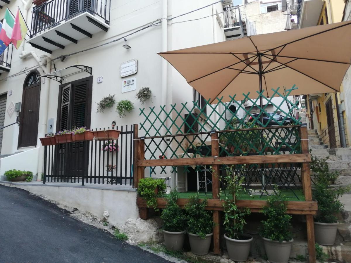 Opera Boutique Rooms Monreale Exterior foto